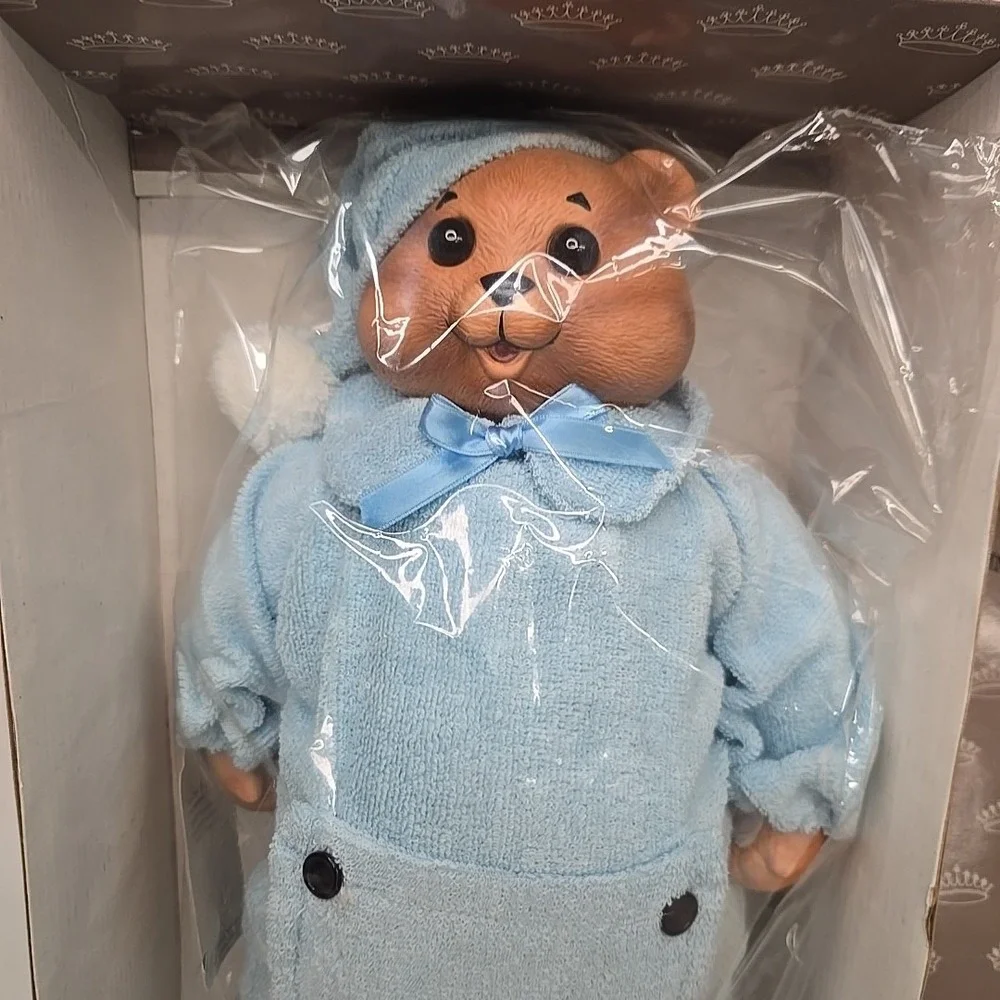 Vintage 1990 Crowne Porcelain Dolls #60422 The Bedtime Bear 